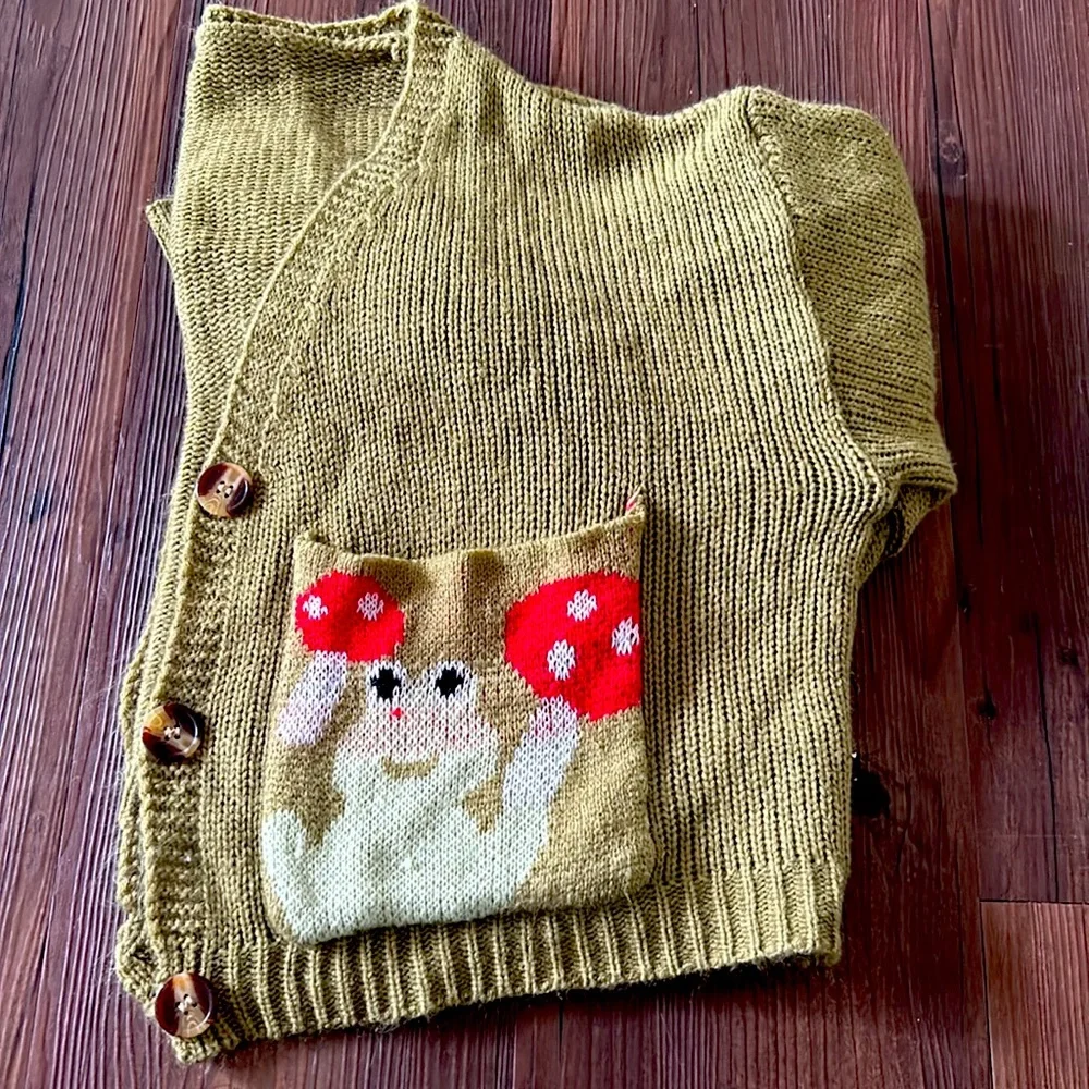 blouse - Picture 3 of 4